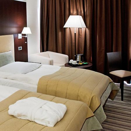 Premier Hotel Dnister Lviv Bilik gambar
