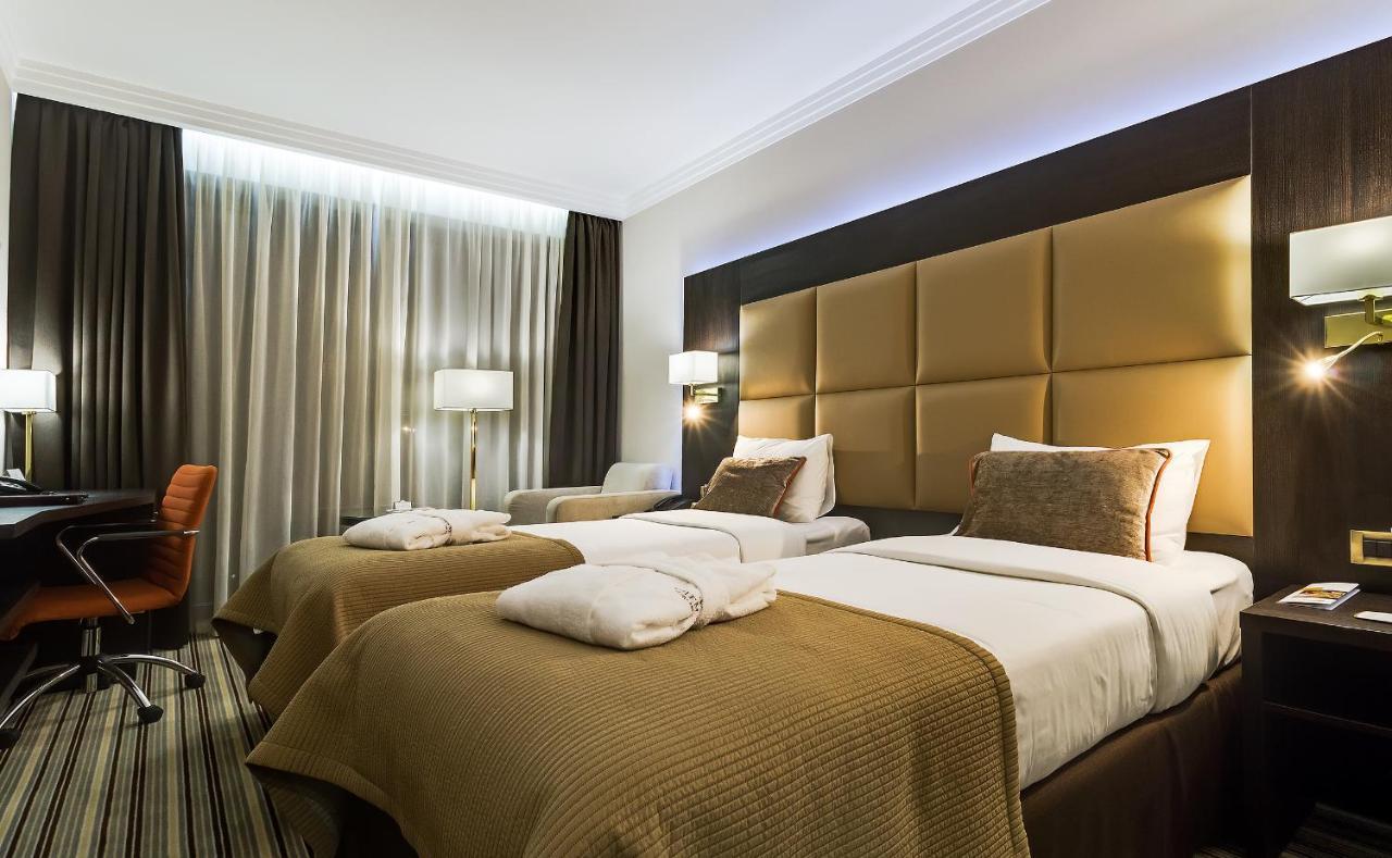 Premier Hotel Dnister Lviv Luaran gambar