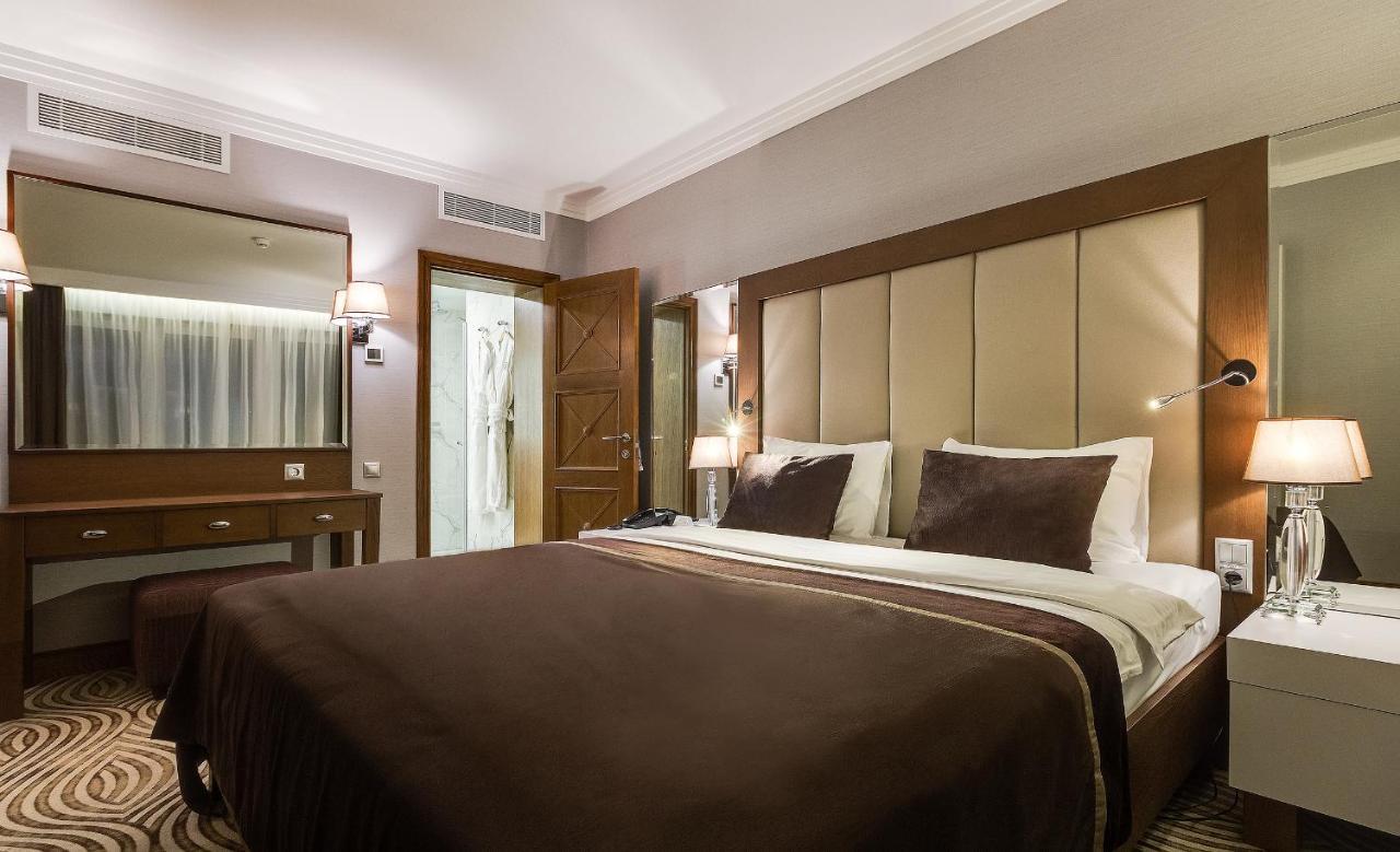 Premier Hotel Dnister Lviv Luaran gambar