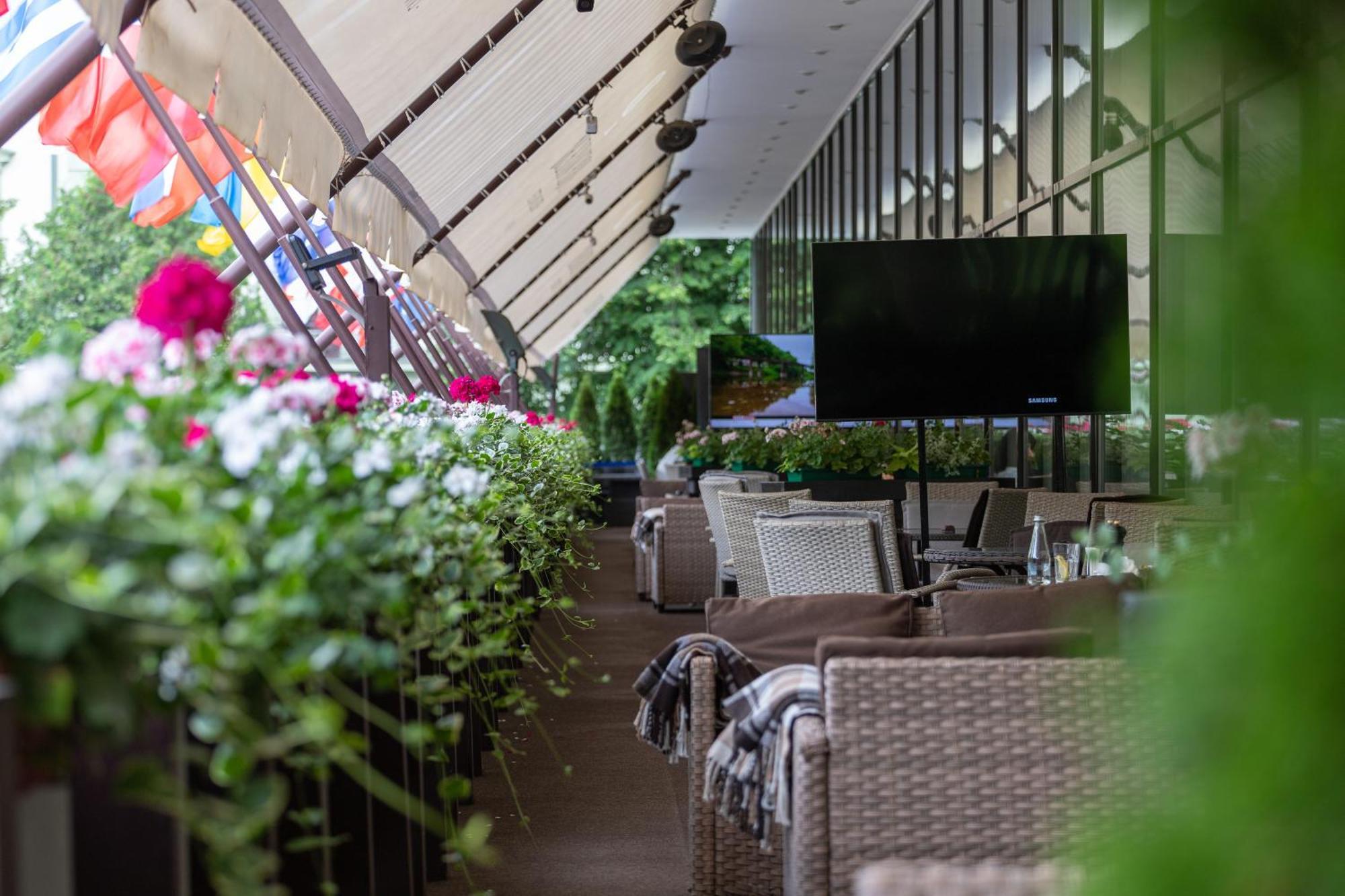 Premier Hotel Dnister Lviv Luaran gambar