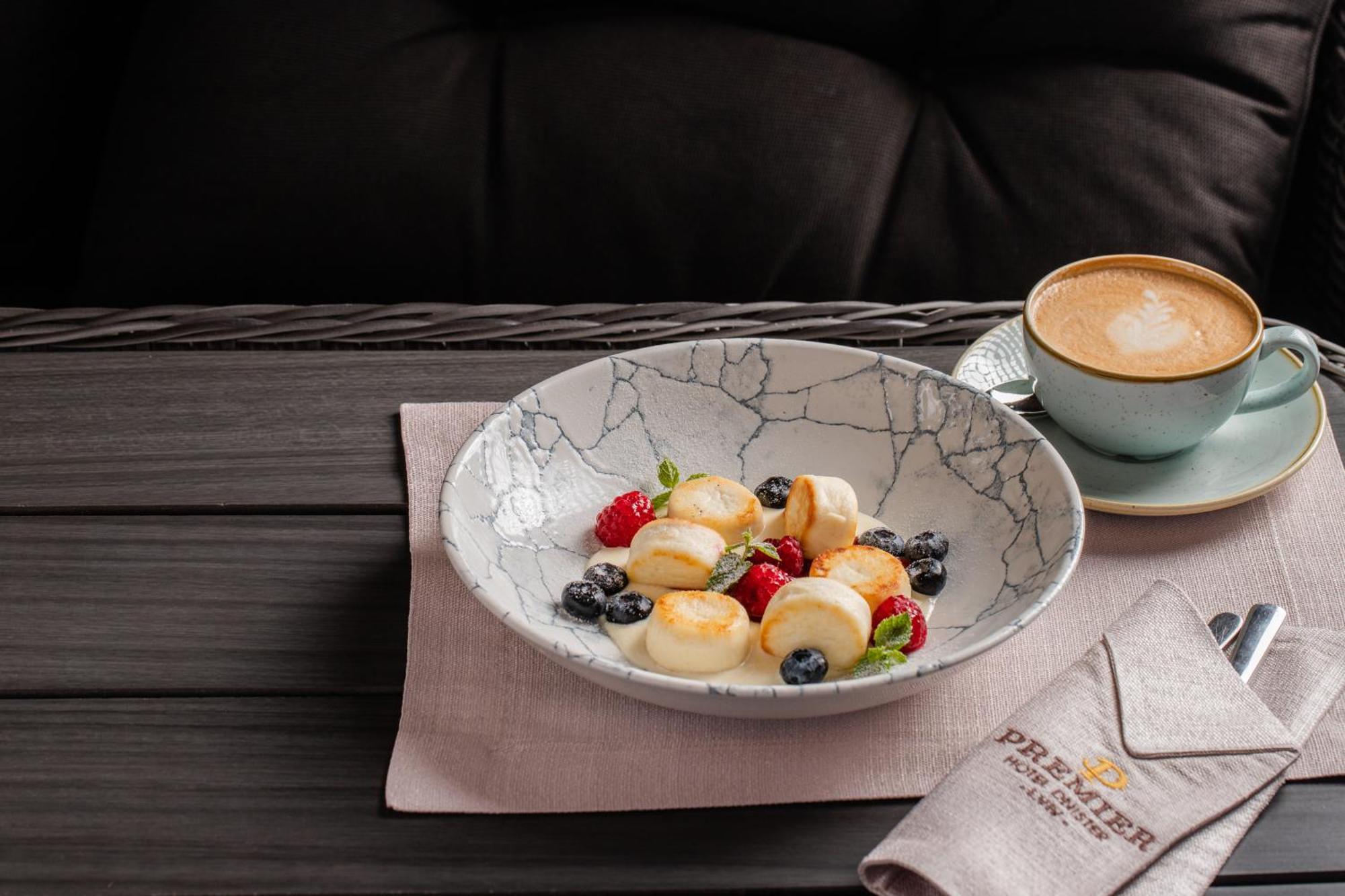Premier Hotel Dnister Lviv Luaran gambar